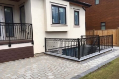 single-home-aluminum-railing-1