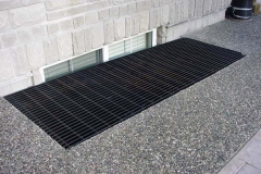single-home-aluminum-railing-13