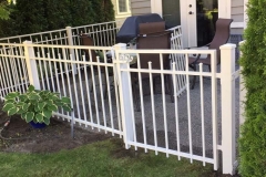 single-home-aluminum-railing-2