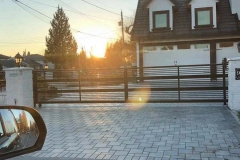 single-home-driveway-gate-10