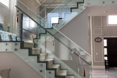 single-home-glass-railing-2